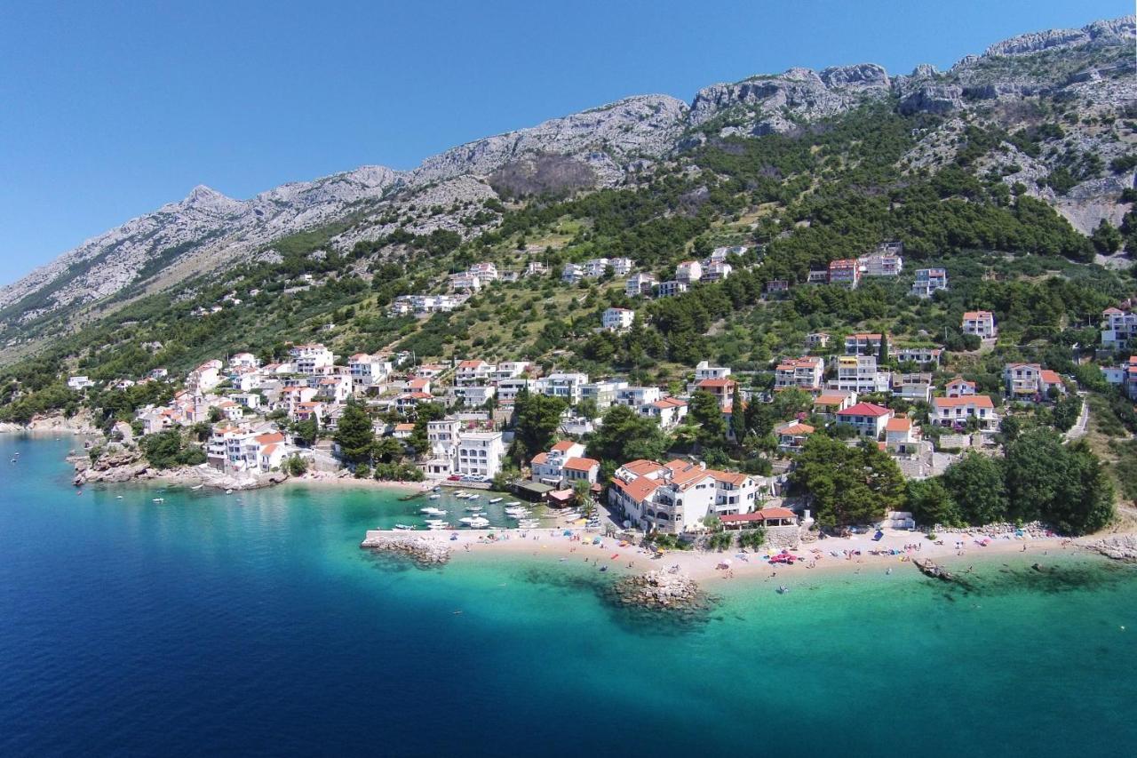 Apartments By The Sea Pisak, Omis - 1018 Eksteriør billede